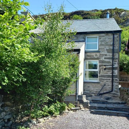 1 Llwyn Hir Villa Blaenau Ffestiniog Bagian luar foto