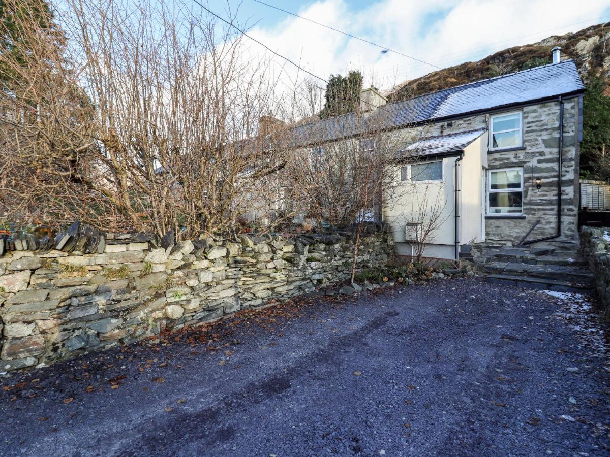 1 Llwyn Hir Villa Blaenau Ffestiniog Bagian luar foto
