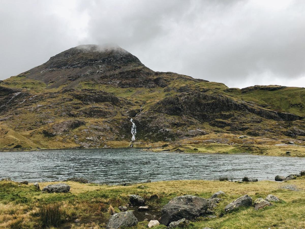 1 Llwyn Hir Villa Blaenau Ffestiniog Bagian luar foto
