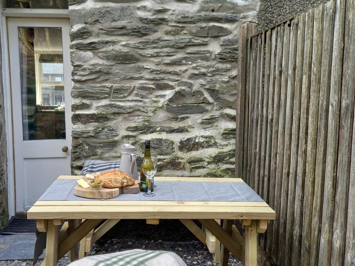 1 Llwyn Hir Villa Blaenau Ffestiniog Bagian luar foto